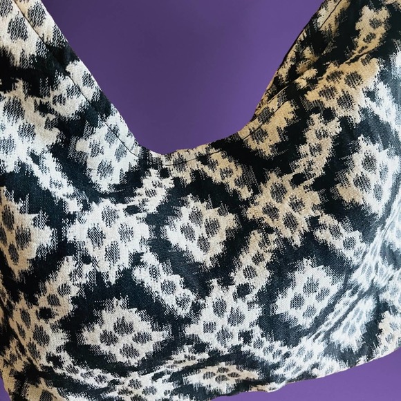 NWT! Gold Coast Shoulder Bag - Picture 2 of 6